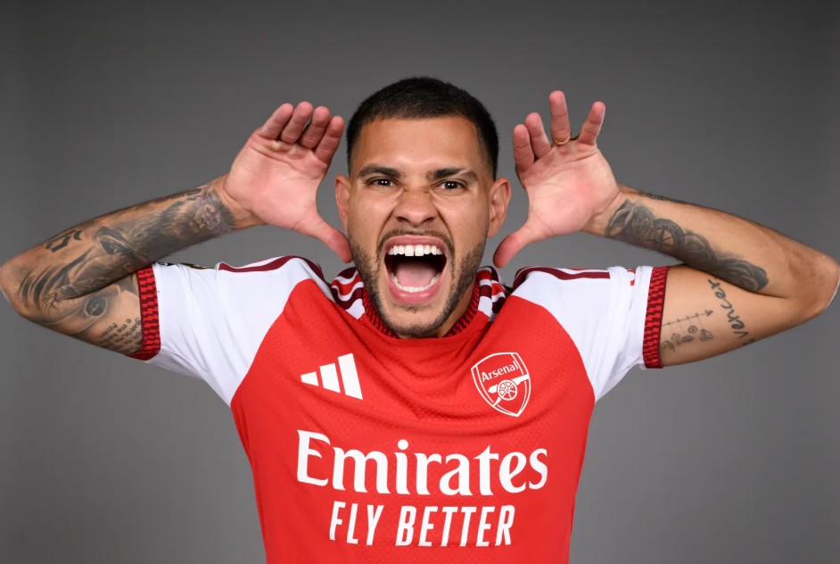 Bruno Guimaraes Resmi Gabung Arsenal, Siap Ukir Sejarah