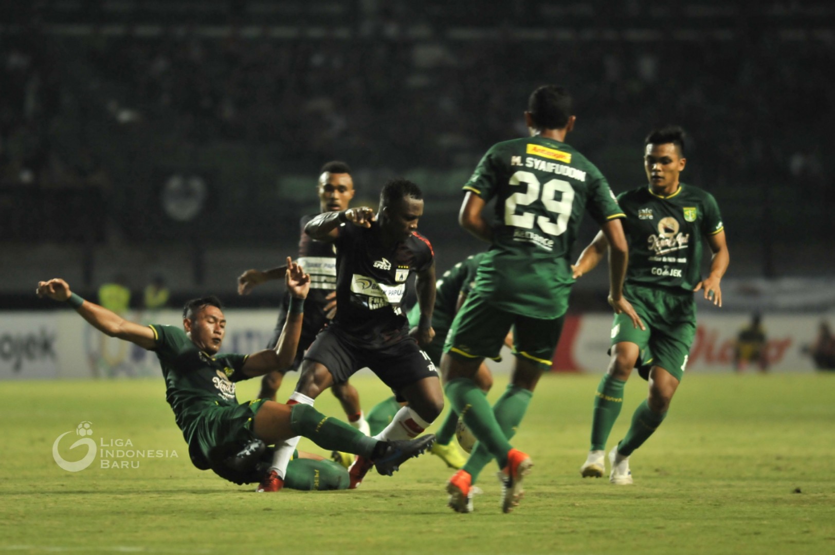 Persebaya akan Persempit Ruang Gerak Pemain Madura United