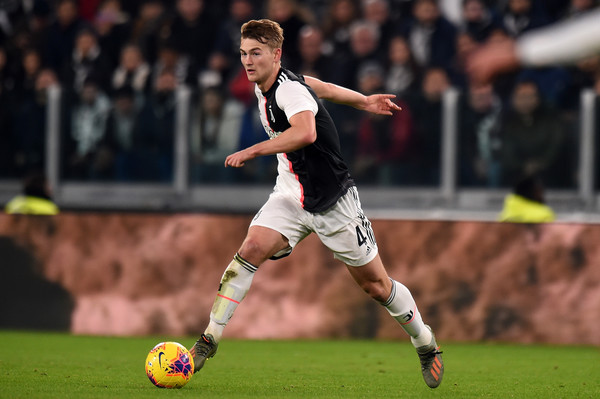 Matthijs de Ligt Mengaku Banyak Dibantu Bek Inter Milan