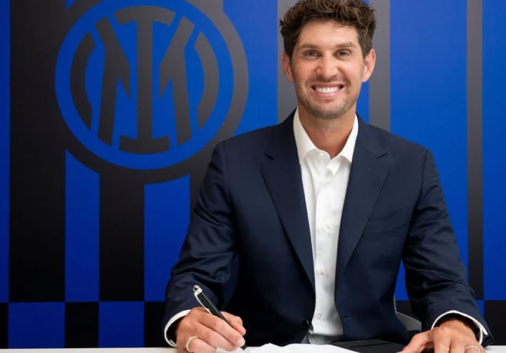 Cristian Chivu Ungkap Alasan Inter Milan Rekrut John Stones