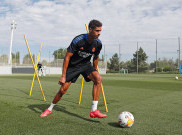 Raphael Varane Buka Peluang Bertahan di Real Madrid