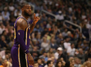 Triple Double Lawan Celtics, LeBron James Sejajar Magic Johnson 