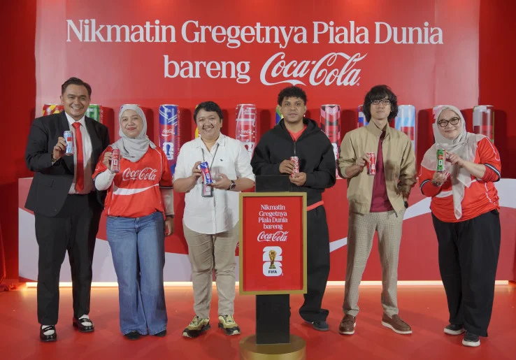 Makin Seru Rasakan Atmosfer Piala Dunia 2026 bersama Coca-Cola