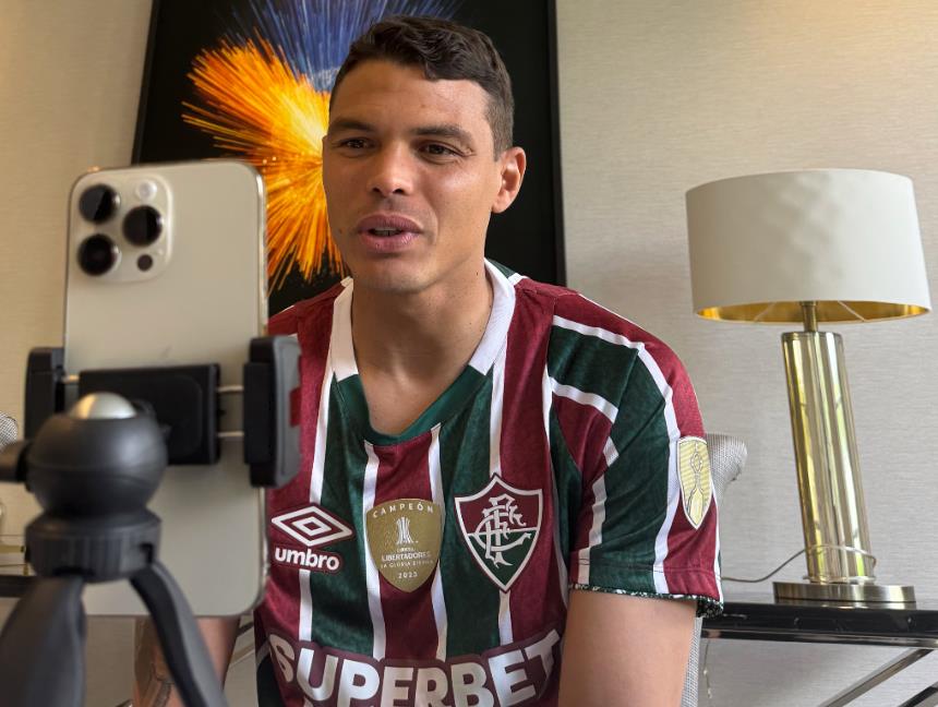 Resmi, Thiago Silva Pulang Kampung ke Brasil dan Gabung Fluminense