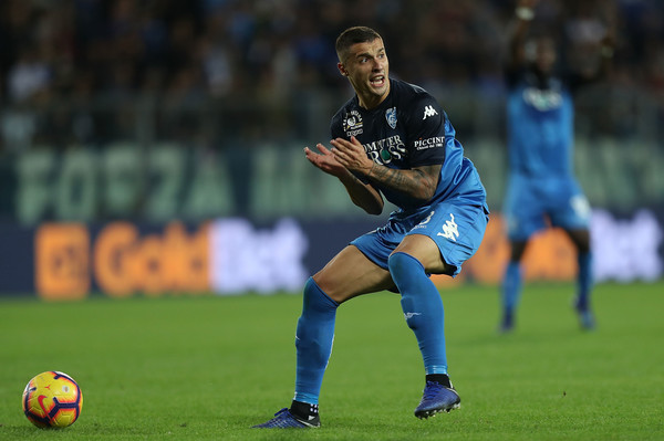 Menilik Kehebatan Rade Krunic, Calon Amunisi Anyar AC Milan