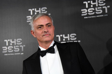 Jumpa Chelsea, Mourinho Bakal Beri Pelukan Hangat untuk Lampard