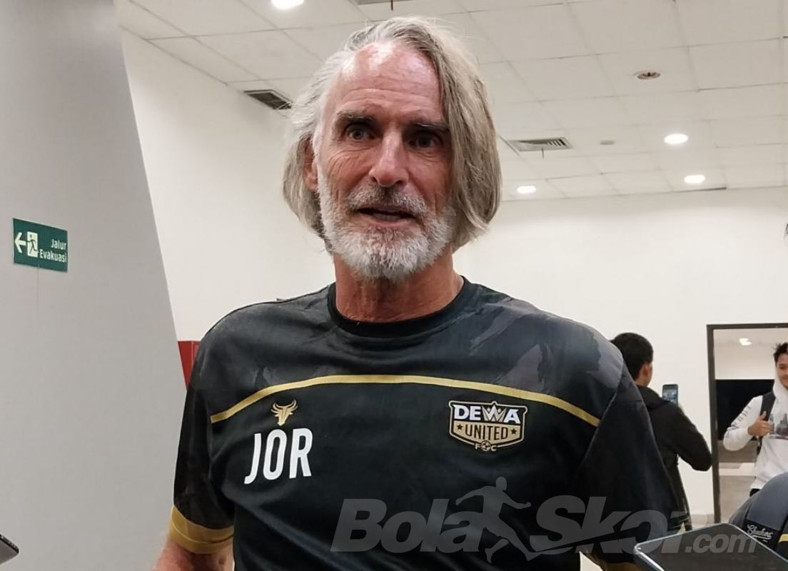 Kalah dari Persib di Uji Coba, Pelatih Dewa United FC Akui Kesalahan