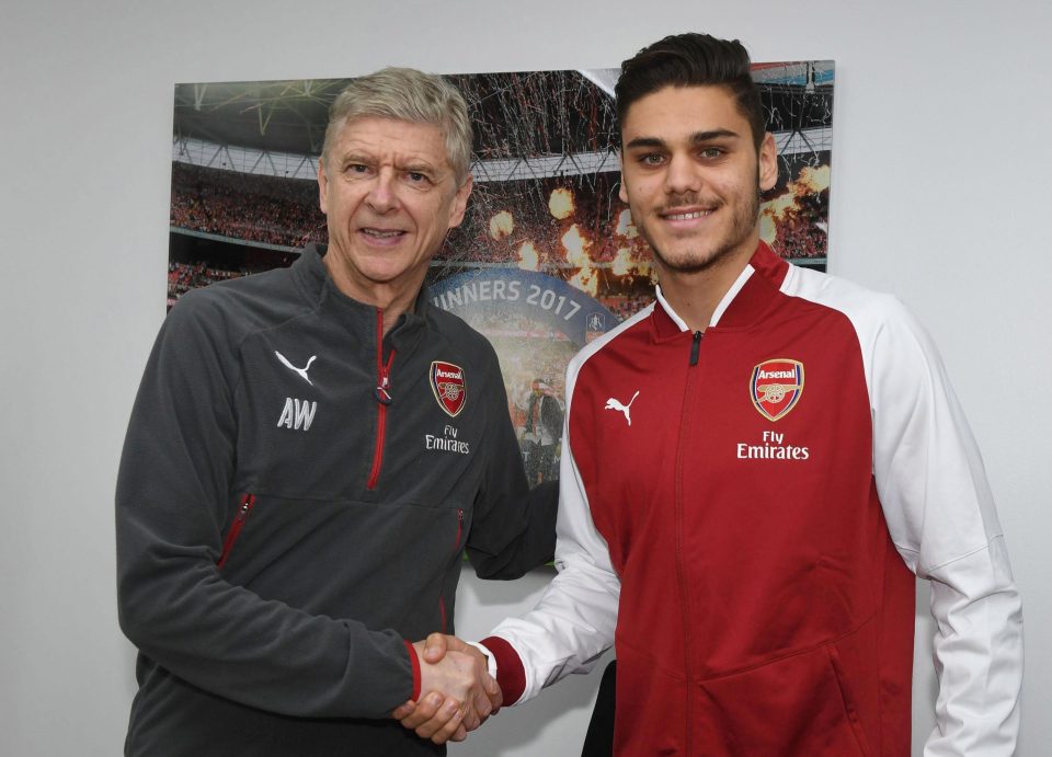 Mavropanos, Rekrutan Pertama Wenger Januari Ini
