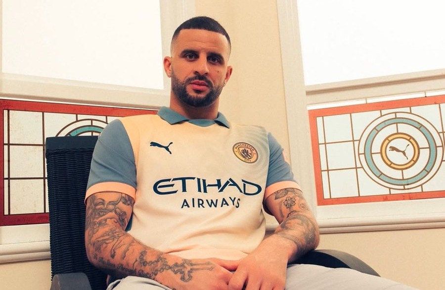 Kyle Walker Minta Gaji Rp66,6 Miliar Per Musim ke AC Milan