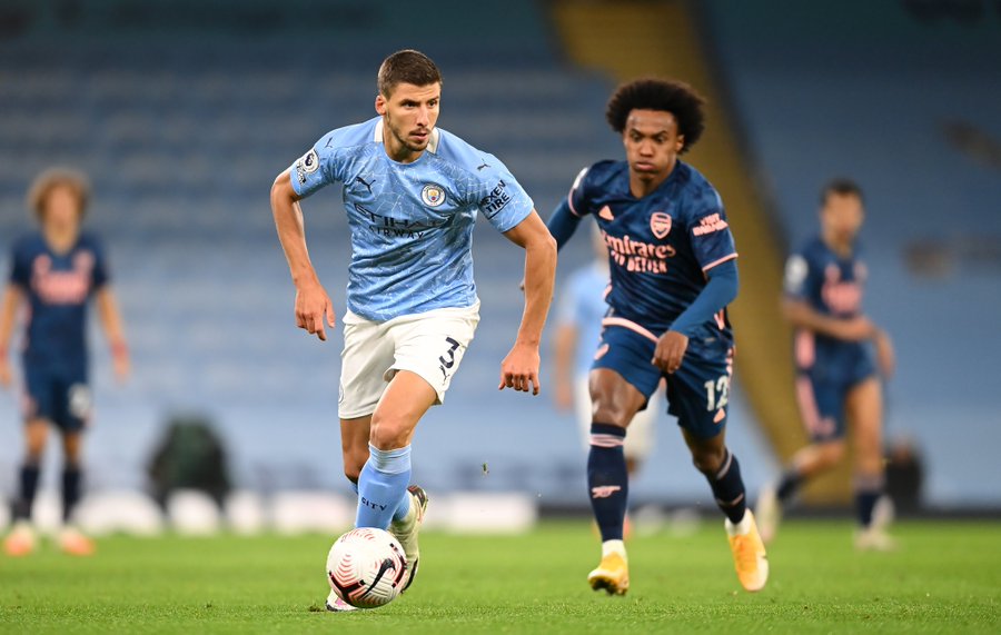Pep Guardiola Minta Ruben Dias Jangan Dibandingkan dengan Vincent Kompany