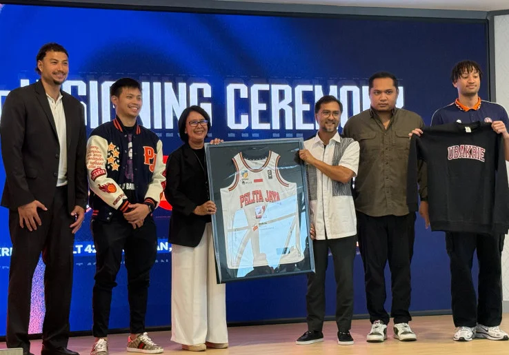 Peduli Masa Depan Atlet, Pelita Jaya Jakarta Jalin Kemitraan Strategis dengan Universitas Bakrie