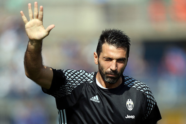 Khedira: Buffon Layak Raih Ballon d'Or