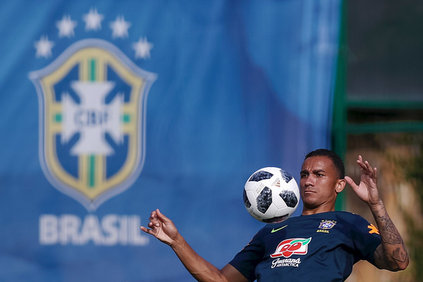 Cedera Ligamen, Kiprah Danilo di Piala Dunia 2018 Selesai