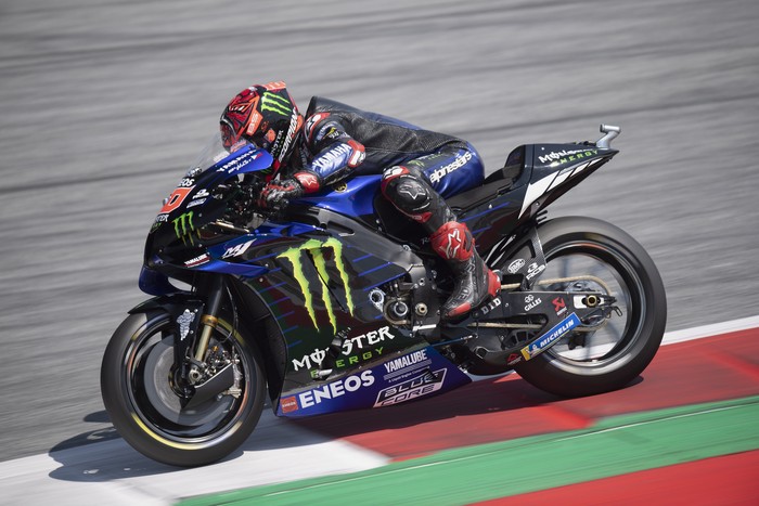 Fabio Quartararo Ingin Coba Berganti Peran dengan Lewis Hamilton