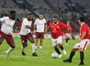 Di Mata Thierry Henry, Duel Legenda Arsenal vs Manchester United Tak Berakhir 'Menyenangkan'