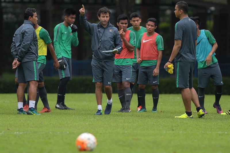 Luis Milla Siapkan 26 Nama Pemain Untuk Laga Uji Coba Melawan Myanmar
