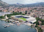 Lapangan Como vs AC Milan Diperlebar 1 Meter