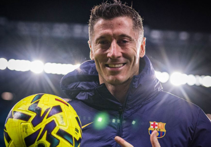 Sebulan Absen karena Cedera, Robert Lewandowski bak Terlahir Kembali dengan Hat-trick Gol di Pekan 12 LaLiga