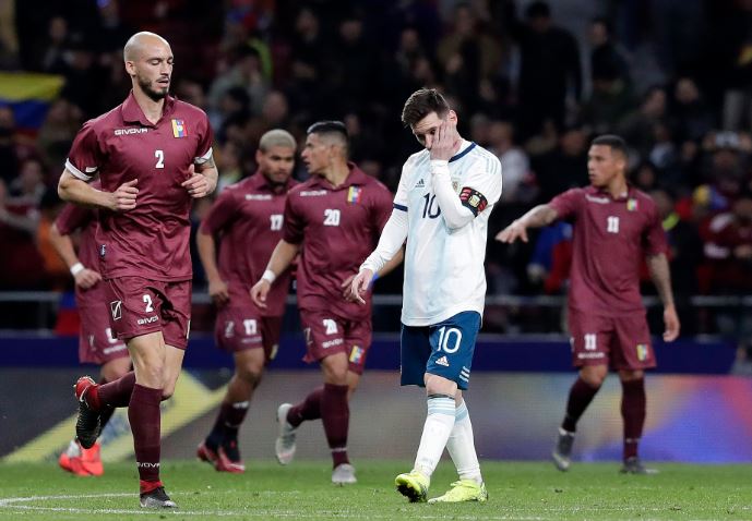 Termasuk Lionel Messi, Skuat Argentina Terkini Dinilai Tak Layak Kenakan Jersey Albiceleste