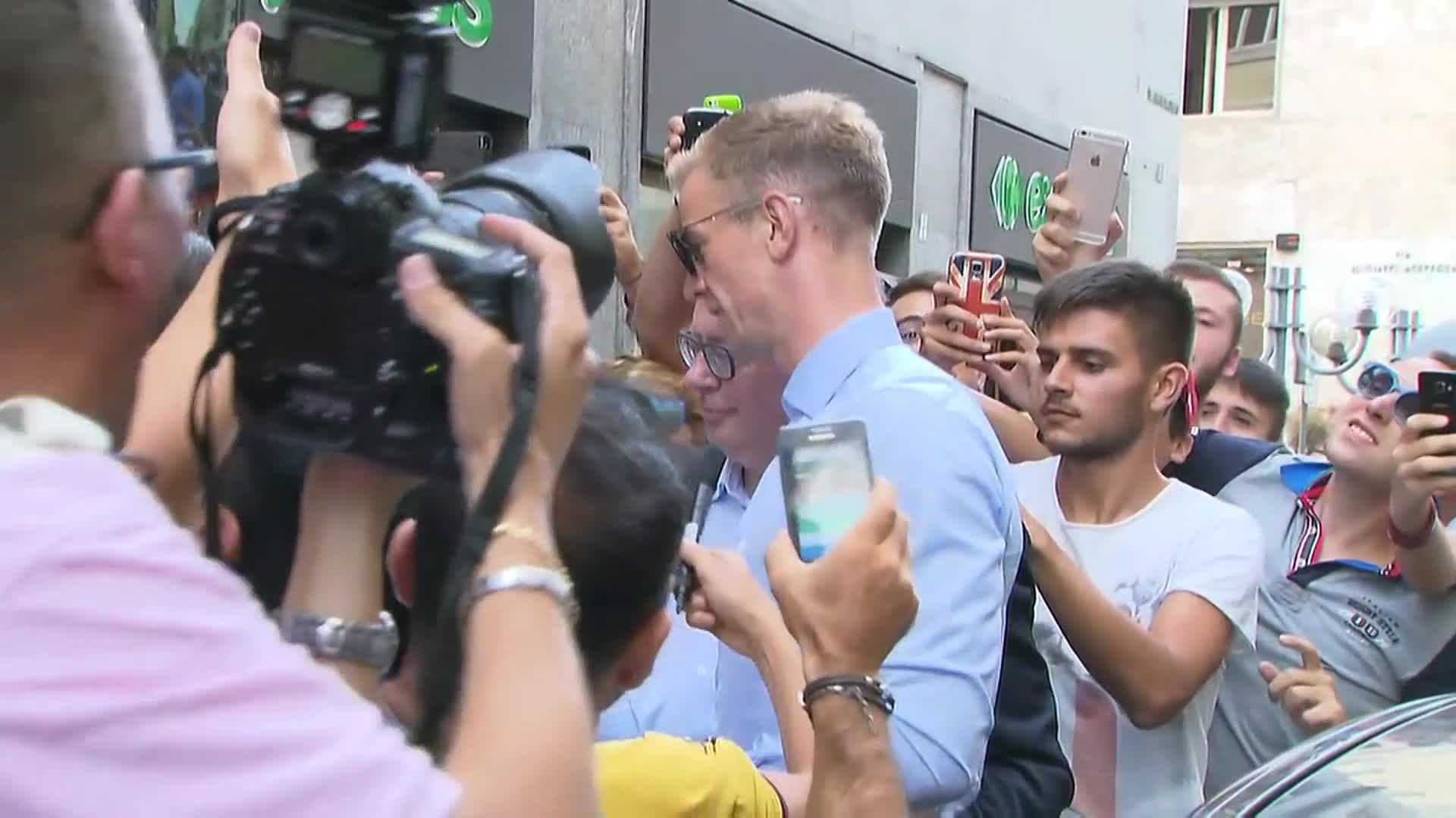 Hart Mendapat Sambutan Hangat dari Fans Torino