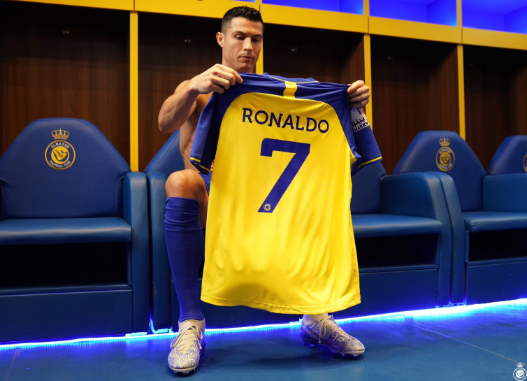 Daripada Mengeluh, Cristiano Ronaldo Diminta Tiru Zlatan Ibrahimovic