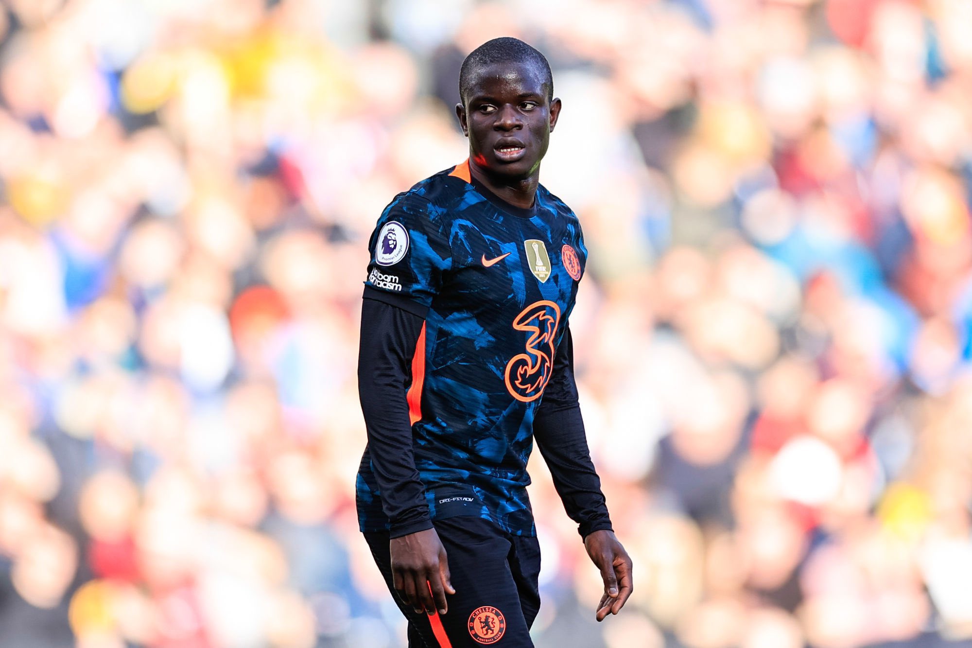 Cari Pengganti Sergio Busquets, Barcelona Bidik N'Golo Kante