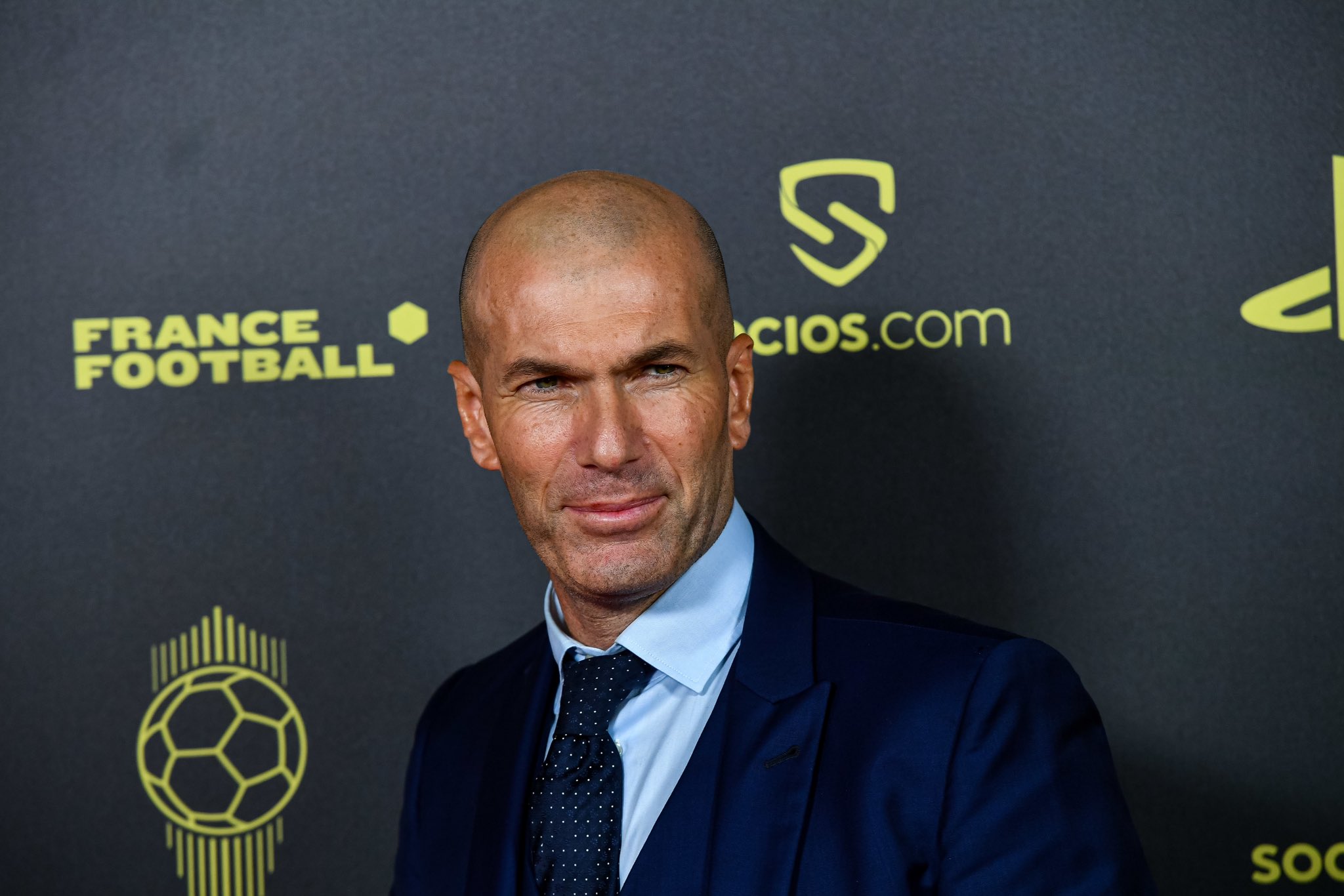 3 Alasan Juventus Kesulitan Merekrut Zinedine Zidane sebagai Pelatih Baru