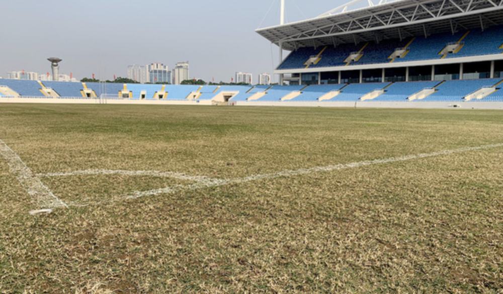 Ogah Malu saat Jamu Timnas Indonesia, Relawan Diturunkan Bersih-bersih Stadion My Dinh