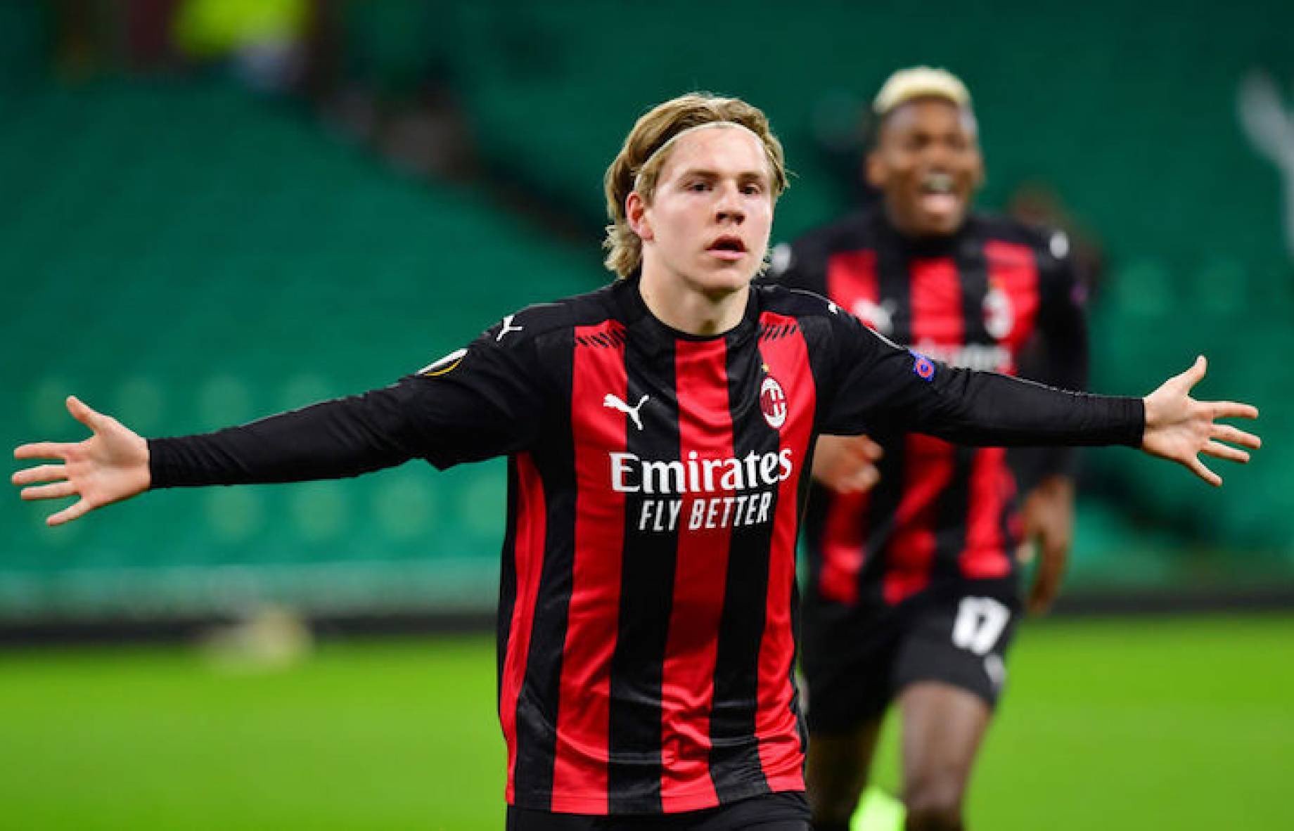 Dicap Gagal, Jens Petter Hauge Dilepas Milan ke Eintracht Frankfurt