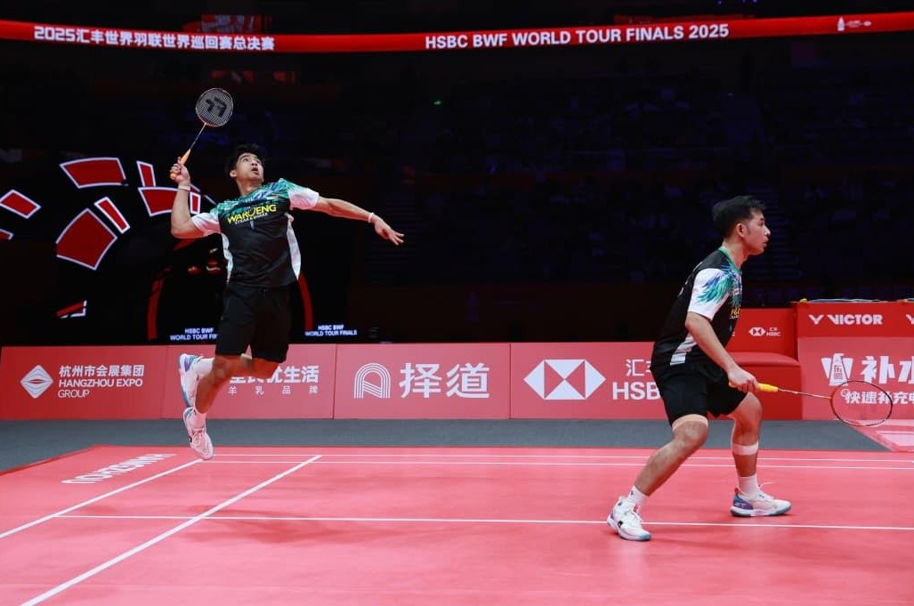 Sabar/Reza Ungkap Alasan Kekalahan di Semifinal BWF World Tour Finals 2025