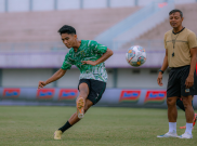 Skuad Komplet, Persebaya Incar Poin di Markas Persita