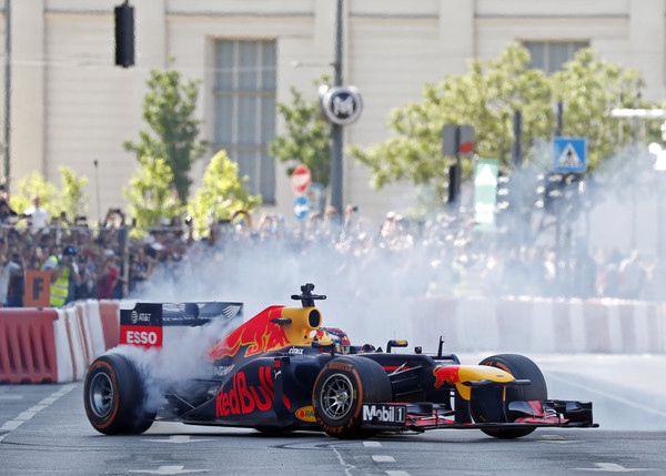 Mustahil Mercedes Berikan Mesin untuk Red Bull di F1 2022