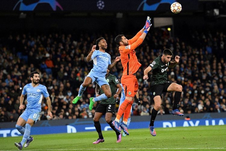 Man City ke Perempat Final, Guardiola Tak Mau Sesumbar