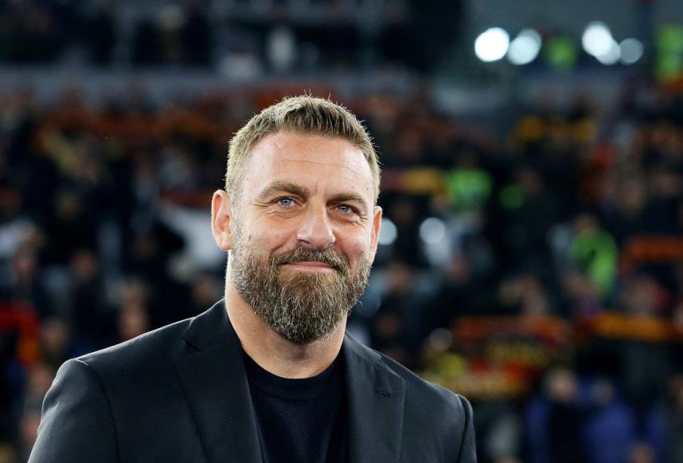 Loyo Bersama Jose Mourinho, AS Roma Menjadi Serigala dengan Daniele De Rossi