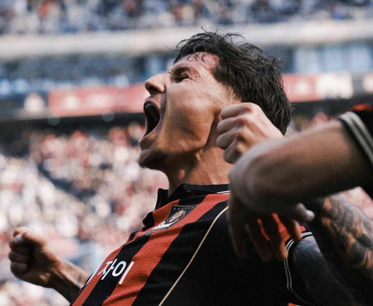 Striker FC Seoul Patryk Klimala Bantah Rumor Gabung Persib Bandung