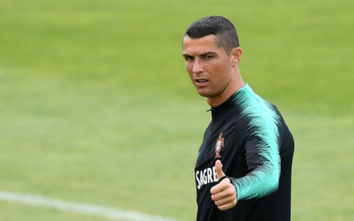 Euro 2024: Tiket Sesi Latihan Cristiano Ronaldo Dijual hingga Rp14 Juta