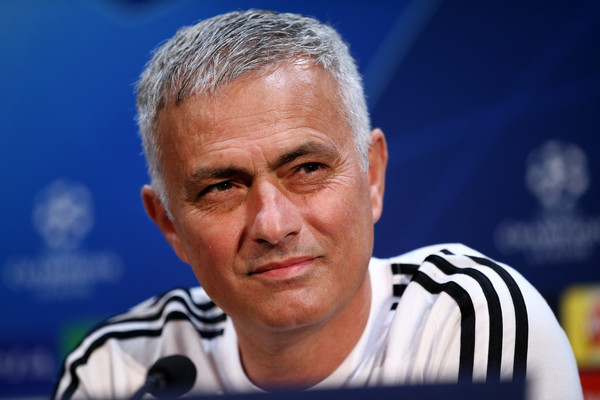Eric Cantona Sebut Jose Mourinho Tak Cocok Tangani Manchester United