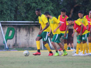 Persebaya Boyong 18 Pemain ke Padang, Tidak Ada Nama Osvaldo Haay