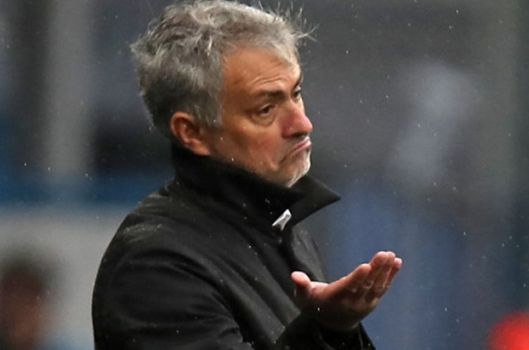 Keok dari Tim Promosi, Mourinho: Penampilan Terburuk MU