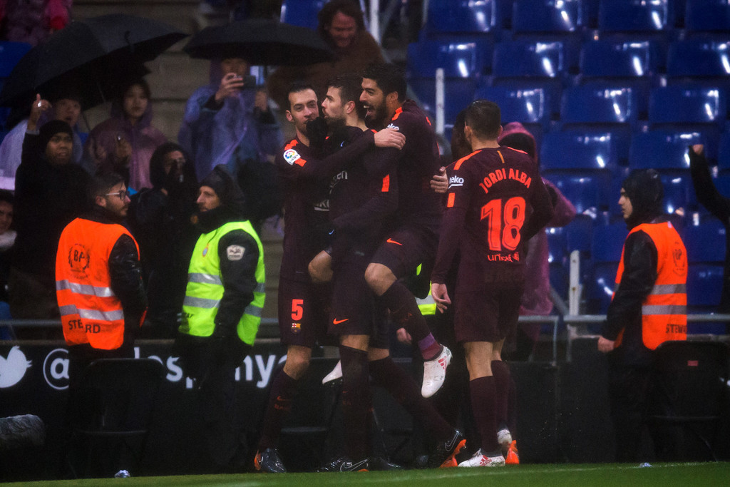 Perang Berkepanjangan Pique vs Fans Espanyol