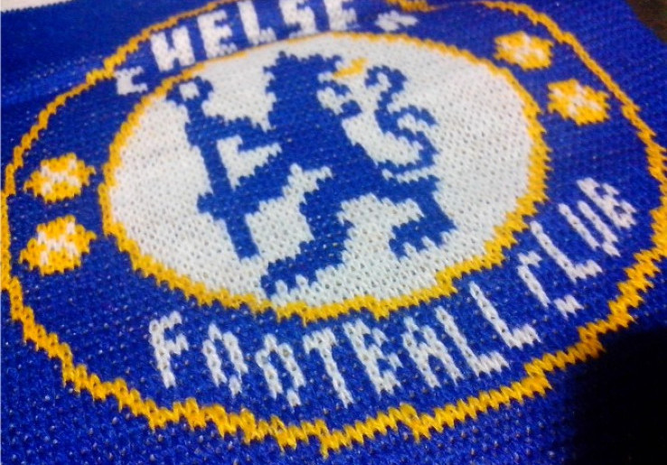 Chelsea Melarang Penjualan Syal Dicampur dengan Logo Klub Lain