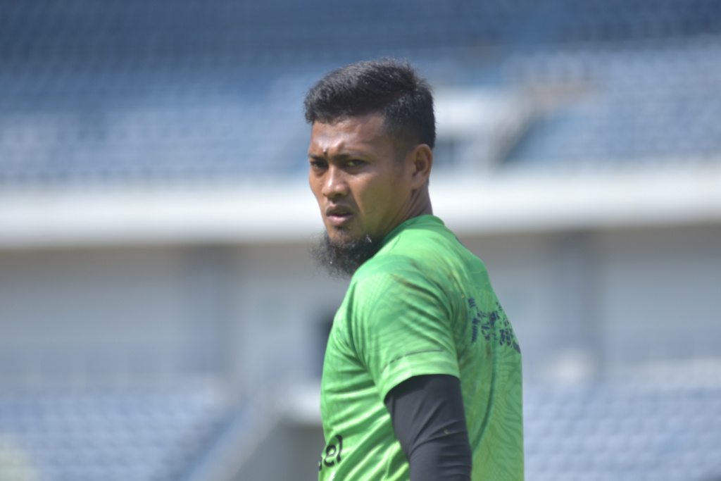 Dipuji Tetap Membumi, Deden Natshir Akui Belum Capai Performa Terbaik