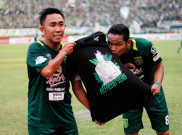 Persebaya Surabaya Persembahkan Kemenangan untuk Alfredo Vera
