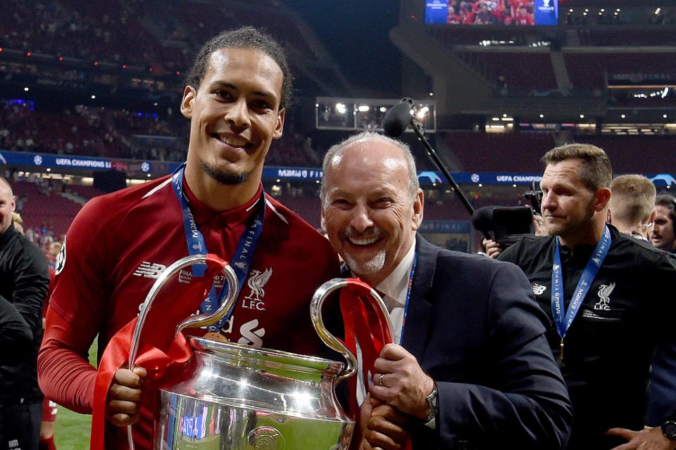 Beda dengan Ed Woodward di Manchester United, CEO Liverpool Tak Campur Tangan soal Transfer Pemain