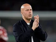 Manchester United vs Liverpool: Arne Slot Bidik Rekor Unik di Old Trafford
