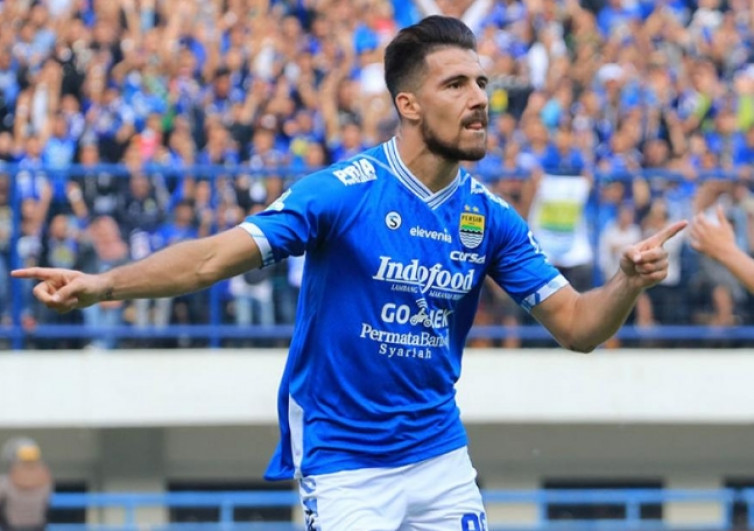 Persib Boyong Jonathan Bauman ke Markas PSIS, Dokter Tim Tak Rekomendasikan Main