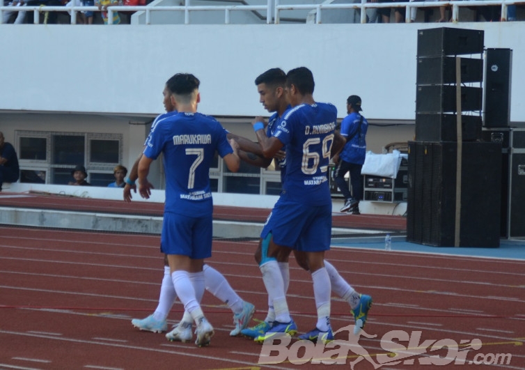 Kemenangan Perdana PSIS Diberikan untuk Suporter Setia