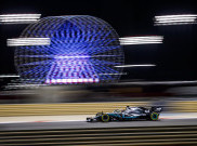 Lomba F1 GP Bahrain: Ferrari Seperti Dikutuk, Lewis Hamilton Menang Dramatis 