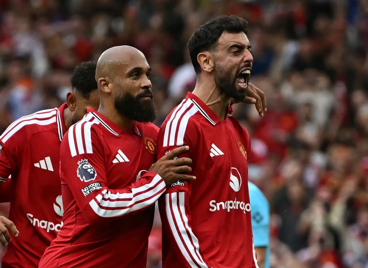 Hasil Premier League: Di Bawah Guyuran Hujan, Manchester United Pesta Gol 5-2 atas Ipswich Town