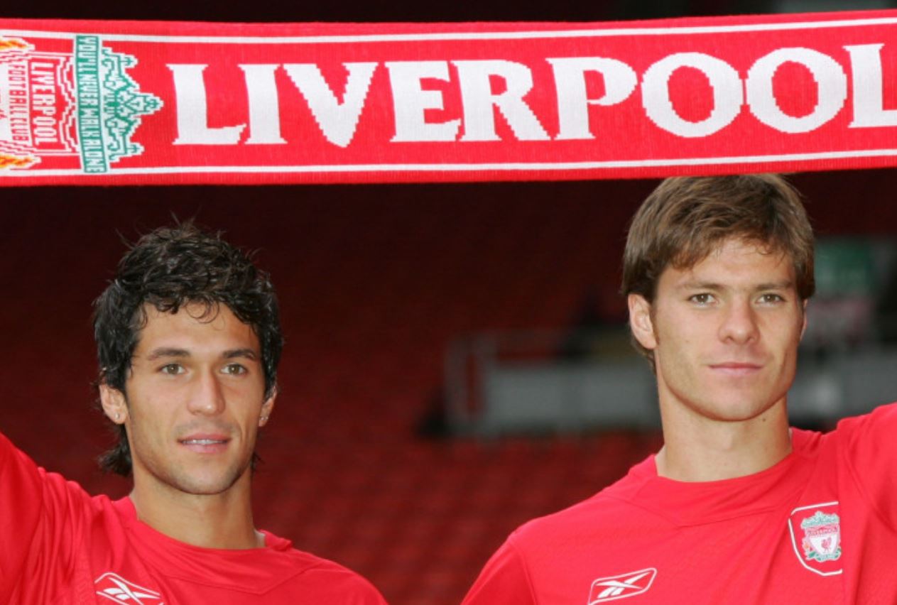 Chelsea Bertolak ke Malaysia, Xabi Alonso Jumpa Kawan Lama: Luis Garcia